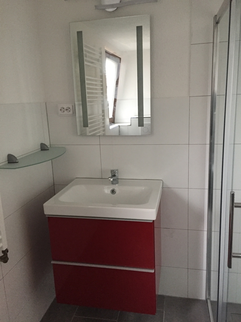 Dusche-Bad